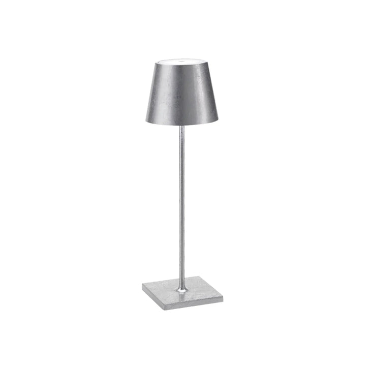 Genopladelig LED Bordlampe | Lysdæmpbar Indendørs Og Udendørs Udformning
