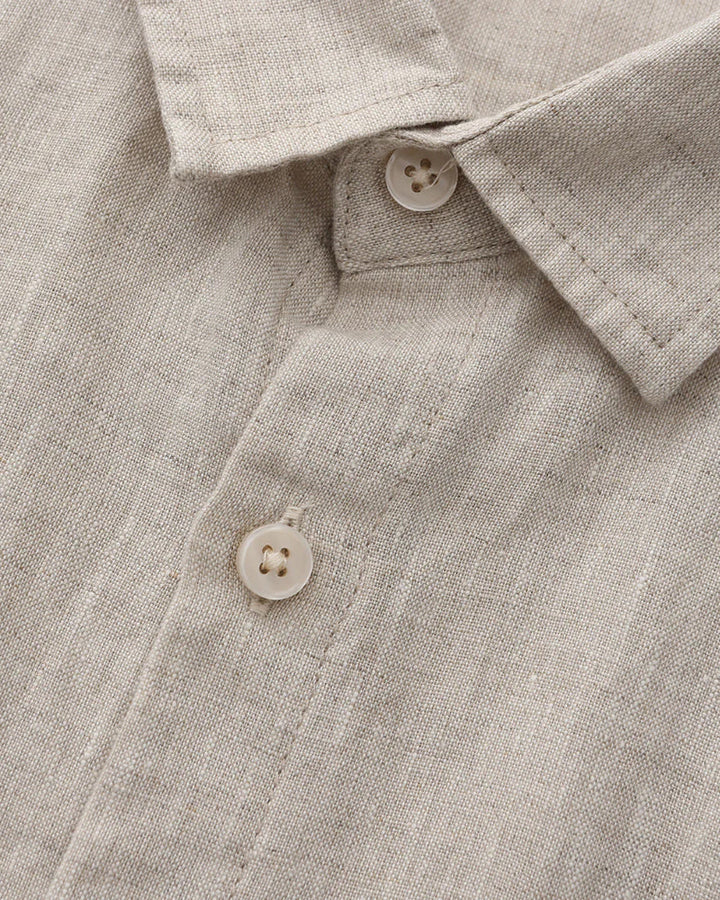 Chemise décontractée pour homme à boutons | Poche poitrine et manches courtes