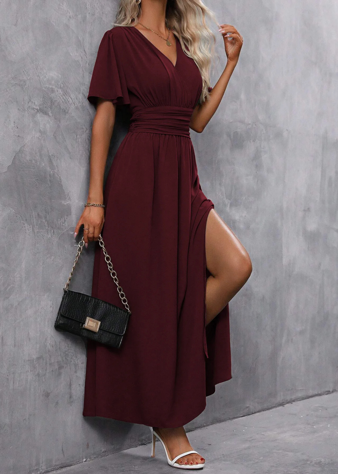 Šaty Dame s výstřihem do V | Elegantní večerní styl s rozparkem po straně