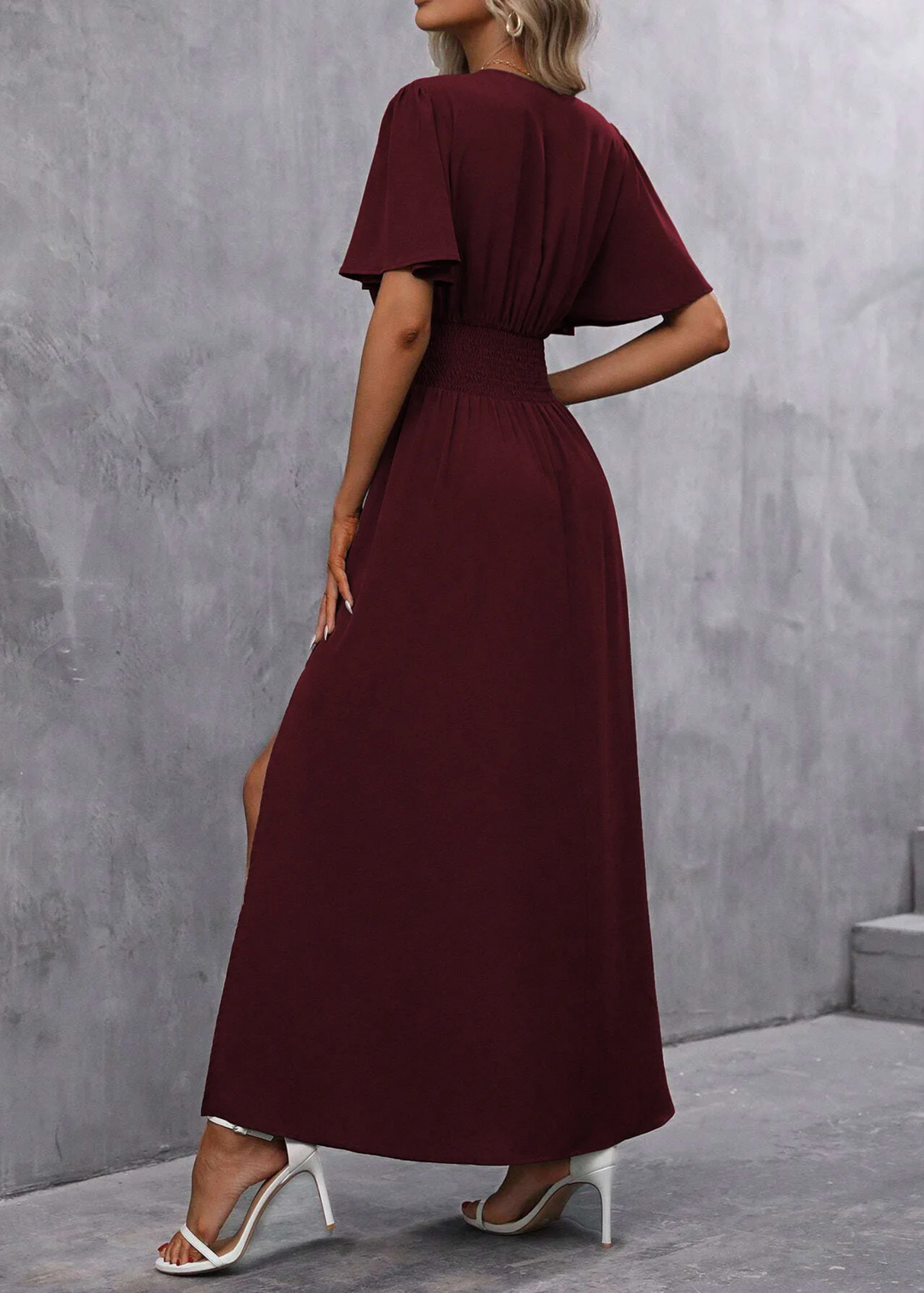Šaty Dame s výstřihem do V | Elegantní večerní styl s rozparkem po straně