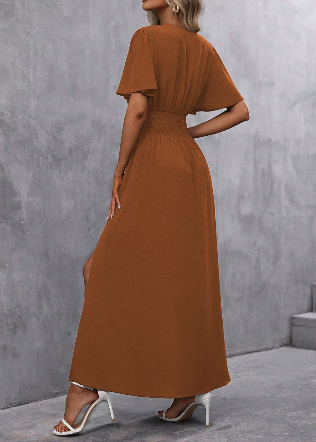 Šaty Dame s výstřihem do V | Elegantní večerní styl s rozparkem po straně