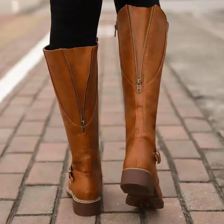 Dámské koženkové kozačky | Elegantní styl s přezkou