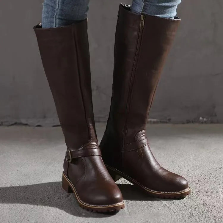 Dámské koženkové kozačky | Elegantní styl s přezkou